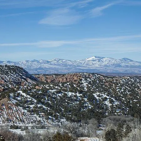 Apartment Bishop's Scenic Views Two-bedroom Santa Fe